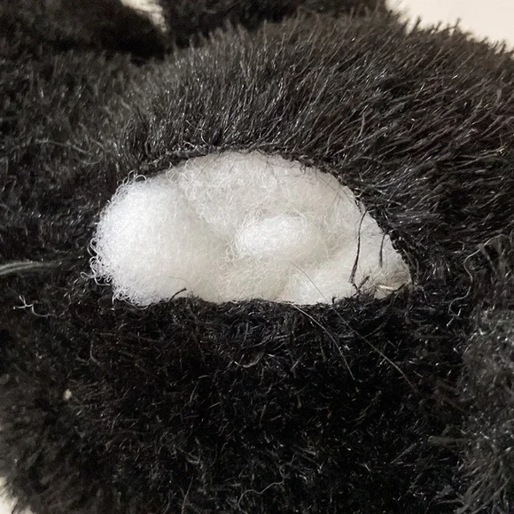 Stuffed black bear - Picture 2 of 2